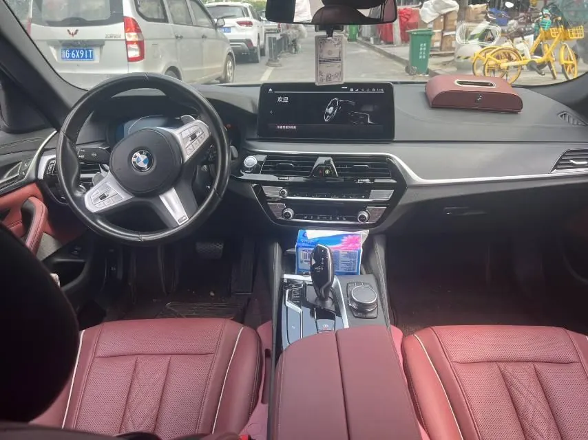 BMW 5 Series 2022 530Li 2.0T Leading Luxury Suit (Change 2) Automatic Gear 6