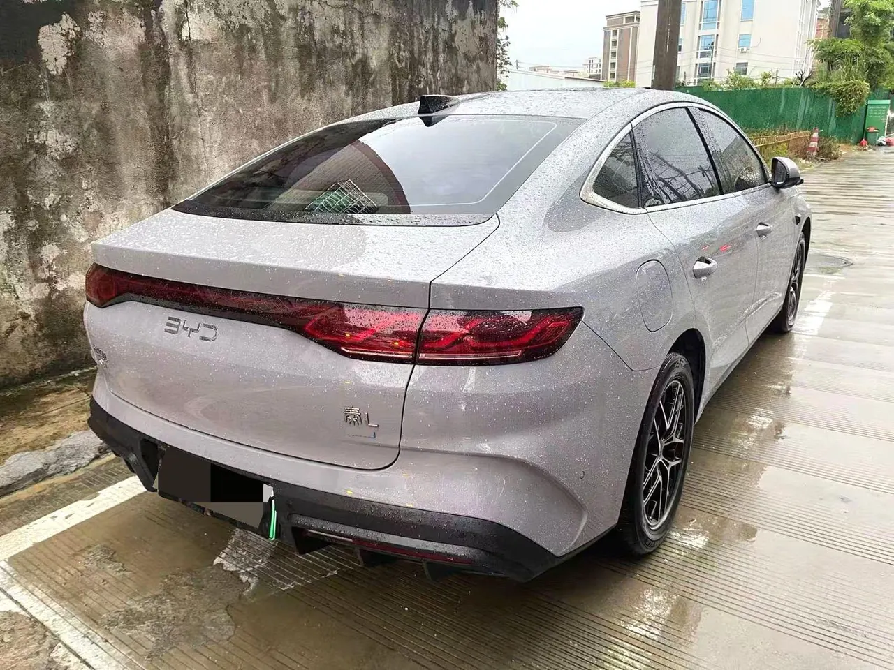 BYD 2026 Qin L DM-i 1.5 stepless 210KM Exceed automatic gear 5