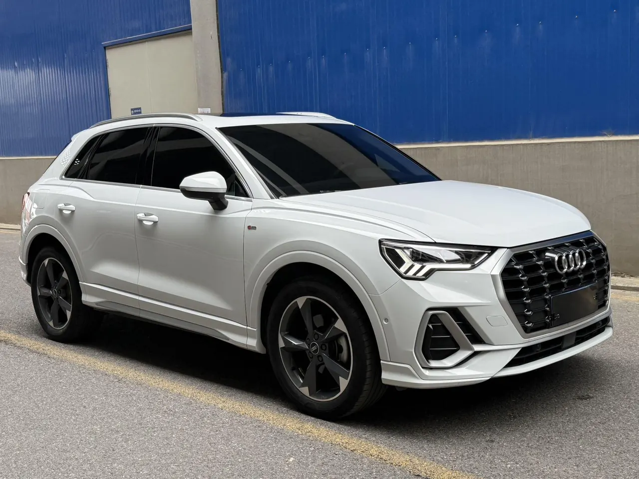 Audi 2023 Q3 1.4TFSI 35TFSI Fashion Dynamic Automatic 3