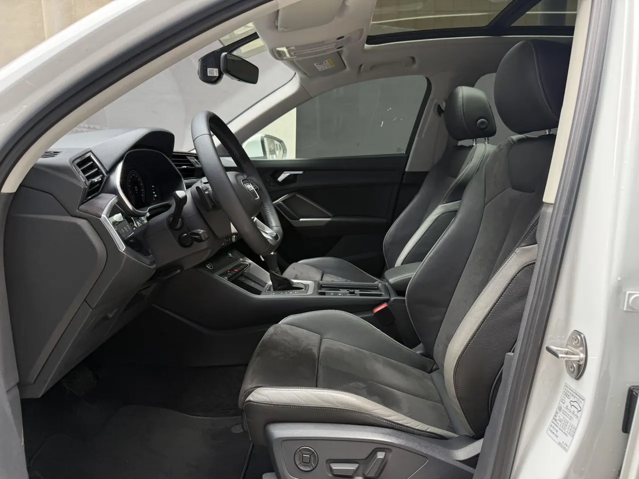 Audi 2023 Q3 1.4TFSI 35TFSI Fashion Dynamic Automatic 7