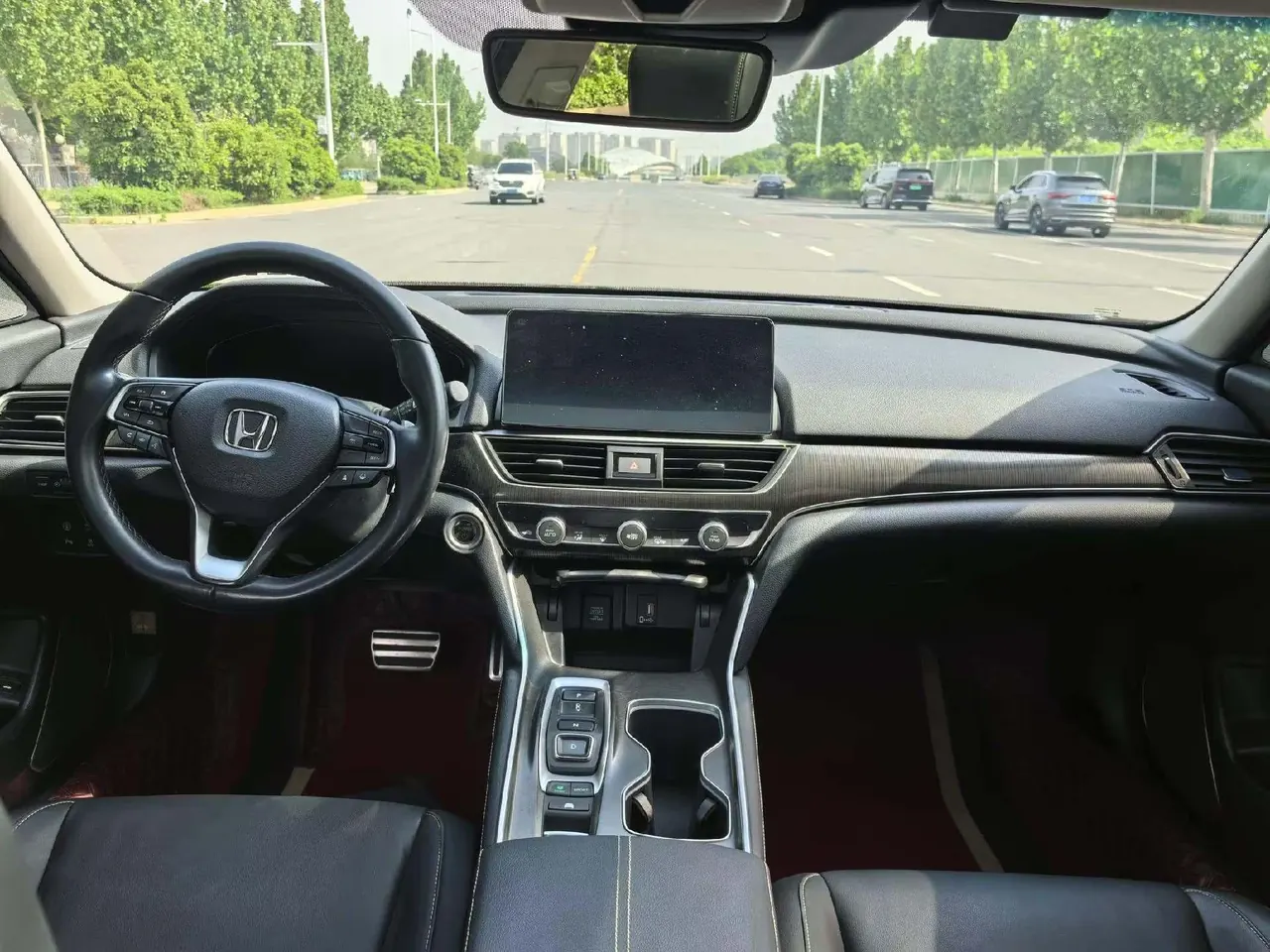 Honda 2022 10th Generation Accord Hybrid 2.0 Stepless Magic Night Reed Edition Automatic Gear 4