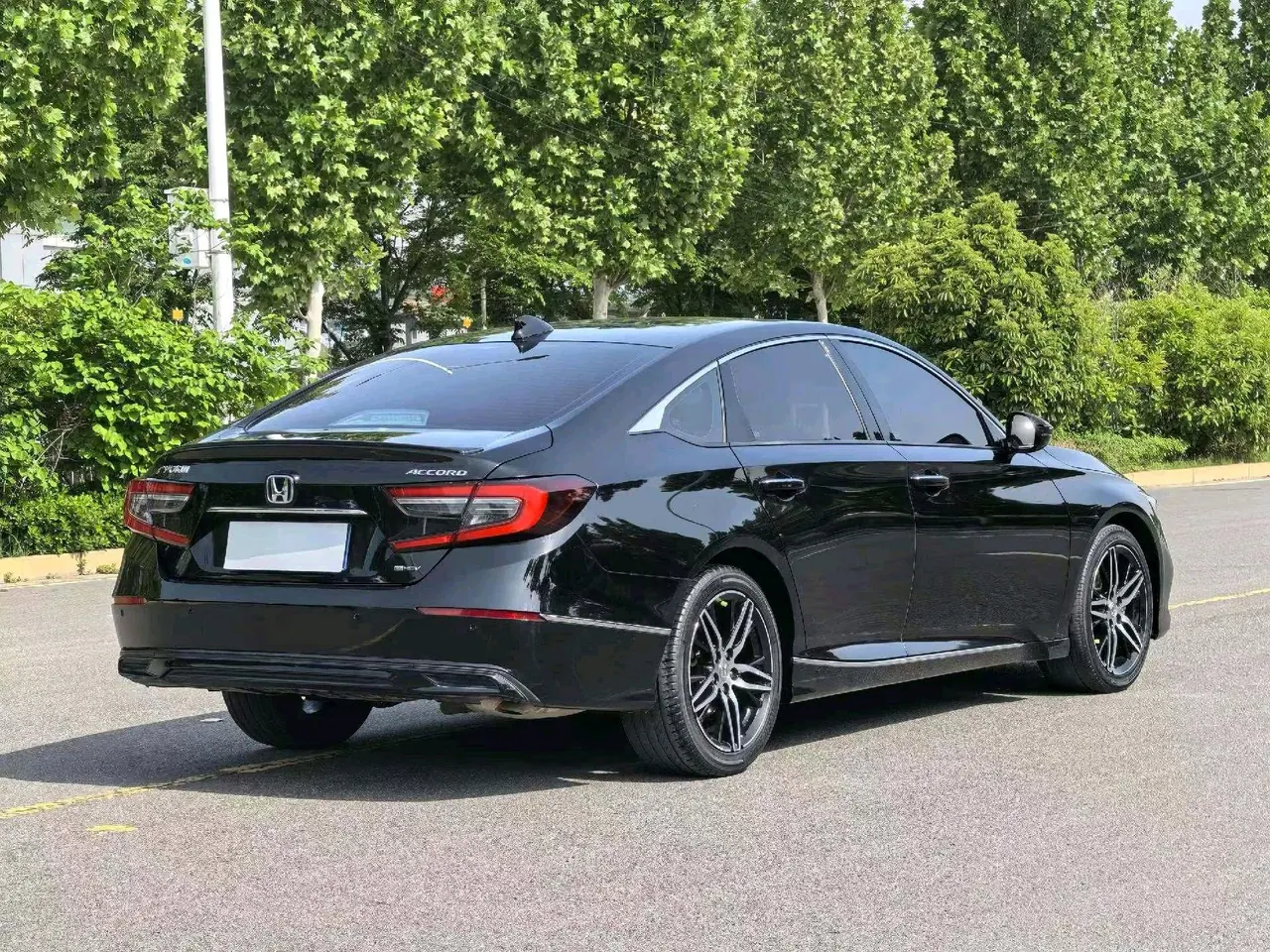 Honda 2022 10th Generation Accord Hybrid 2.0 Stepless Magic Night Reed Edition Automatic Gear 8
