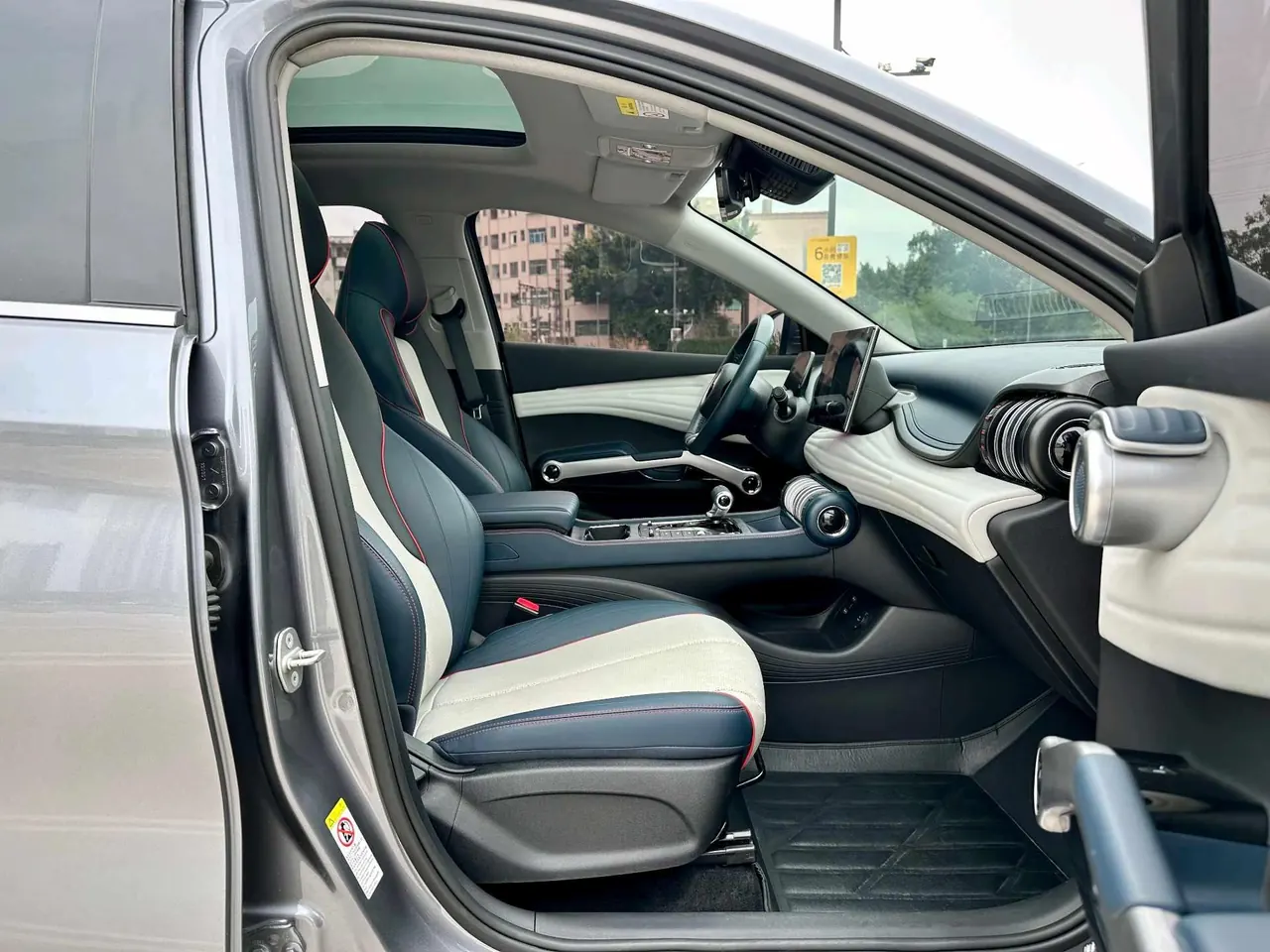 BYD Yuan PLUS 2022 Yuan PLUS 430KM Honorable Automatic Gear 13