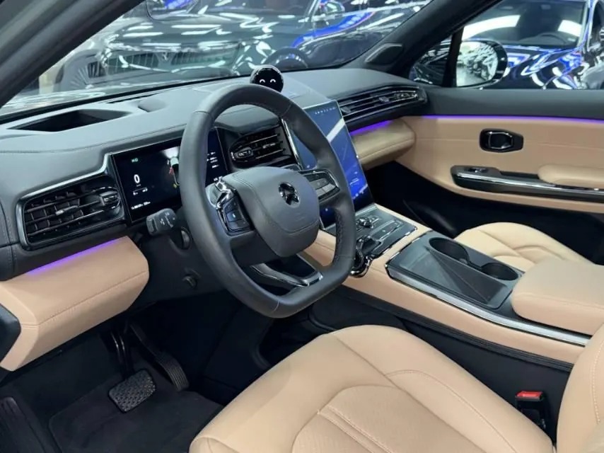 NIO 2020 ES 6 610KM Performance Edition Automatic Gear 13