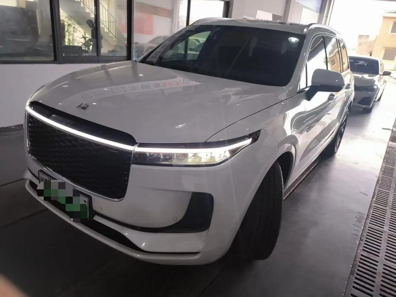 Open image lightbox: Li 2020 ONE 1.2T extended range 6-seat automatic gear