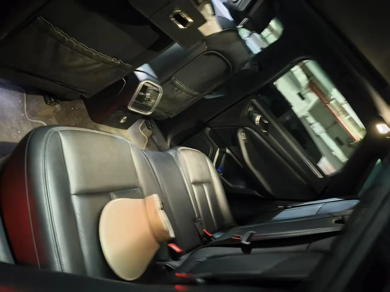 Porsche Macan (Imported) 2020 Macan 2.0T Automatic Gear 5