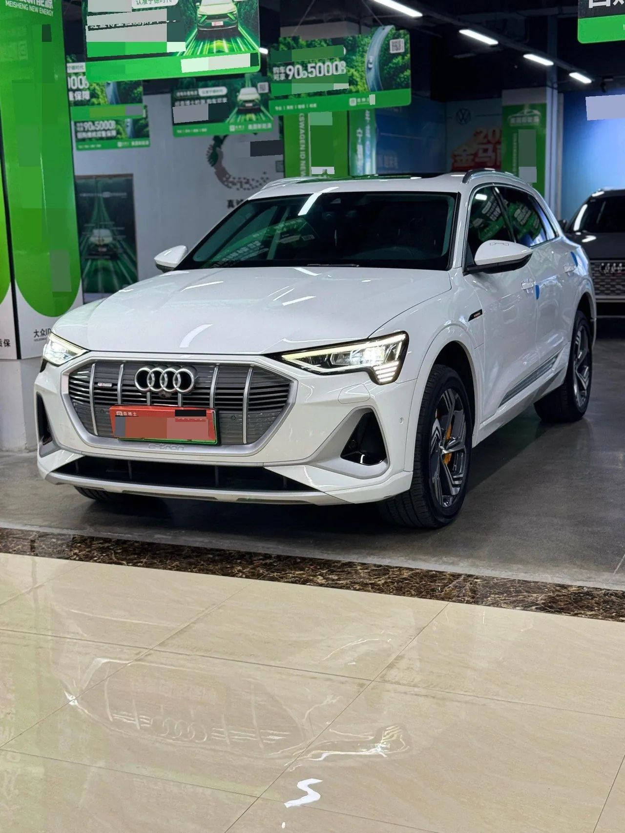Open image lightbox: Audi 2021 e-tron 50 Quattro Complete Selection of Automatic Transmission