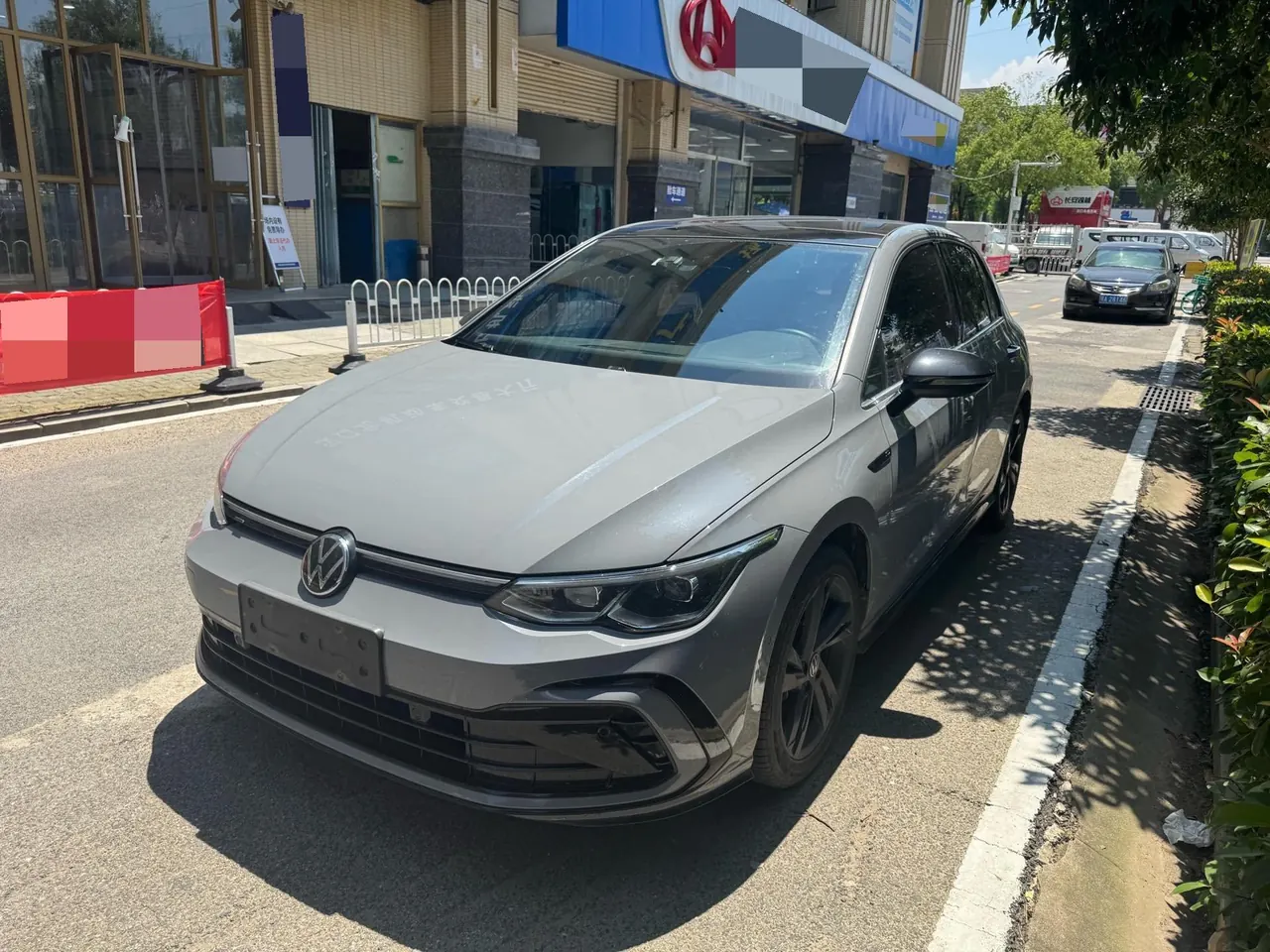 Volkswagen 2023 Golf 8 R-Line 1.4TSI 280TSI Lite Automatic - View 1