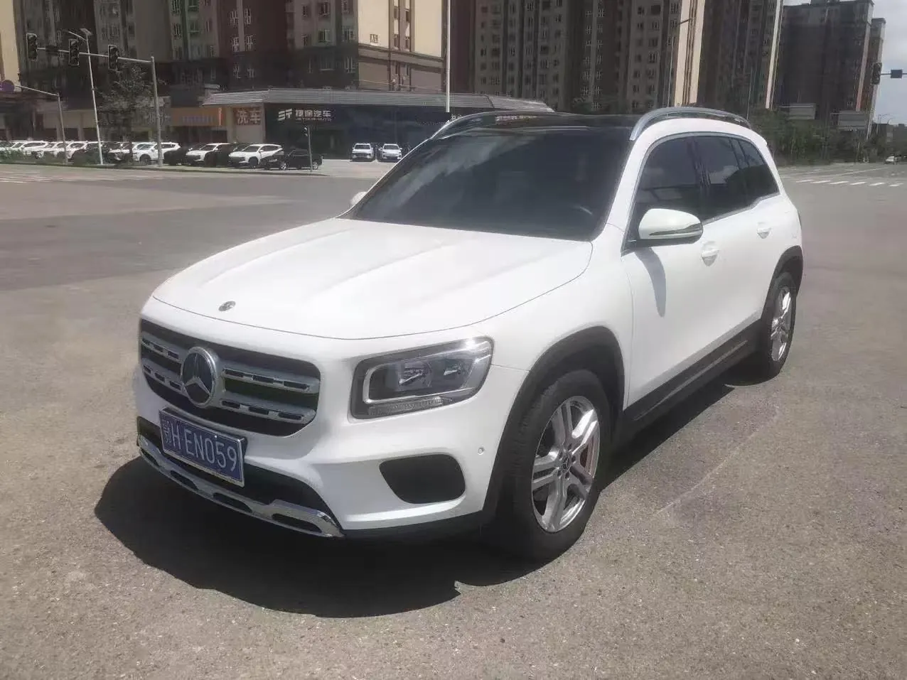 Open image lightbox: Mercedes Benz 2020 GLB 180 1.3T Dynamic Automatic