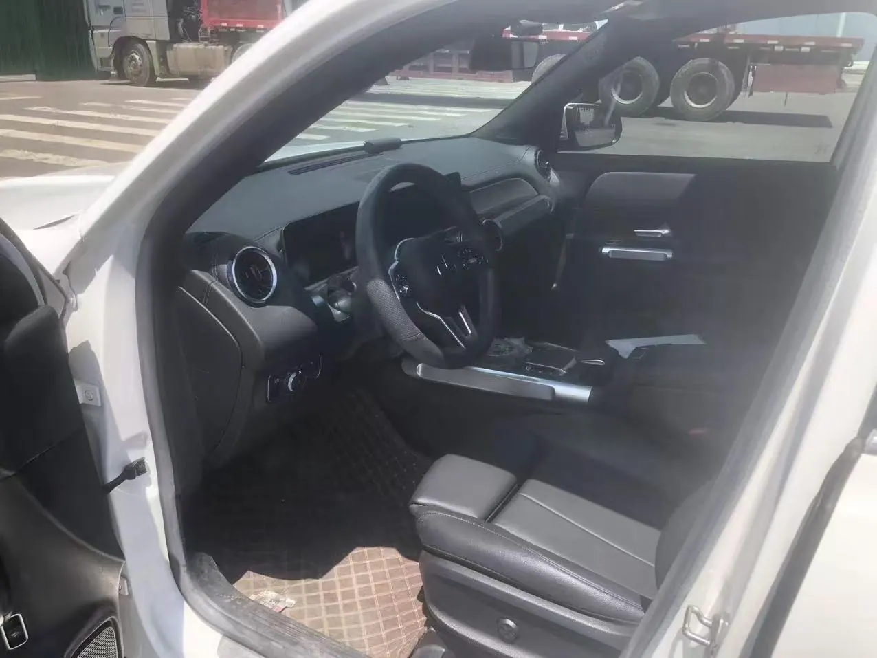 Mercedes Benz 2020 GLB 180 1.3T Dynamic Automatic 8