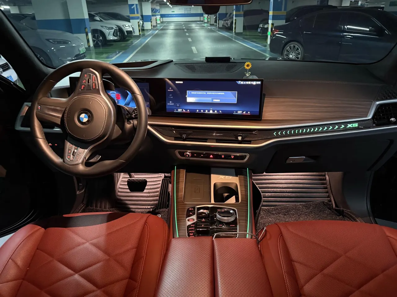 BMW 2023 X5 xDrive40Li 48V 3.0T M sports obsidian night suit automatic gear 8