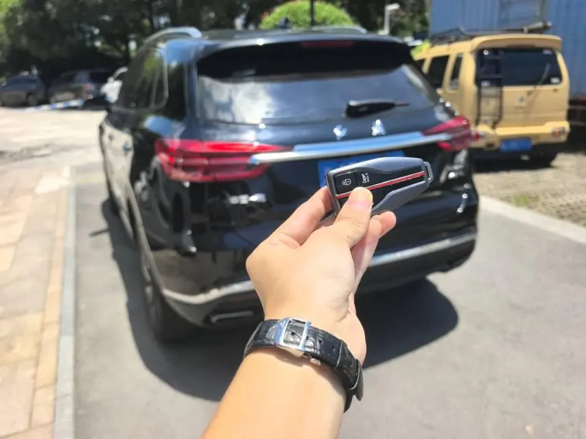 HongQi 2022 HS5 2.0T Zhilian Flag Edition Automatic Gear 3