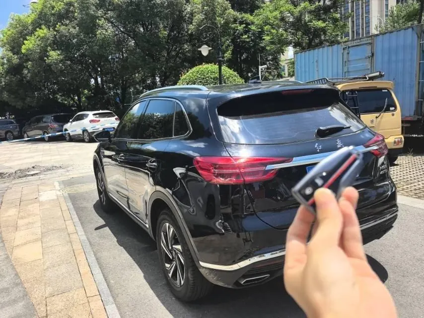 HongQi 2022 HS5 2.0T Zhilian Flag Edition Automatic Gear 4