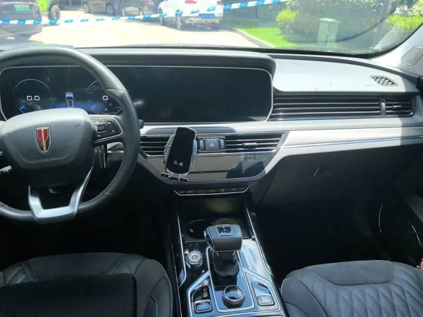 HongQi 2022 HS5 2.0T Zhilian Flag Edition Automatic Gear 6