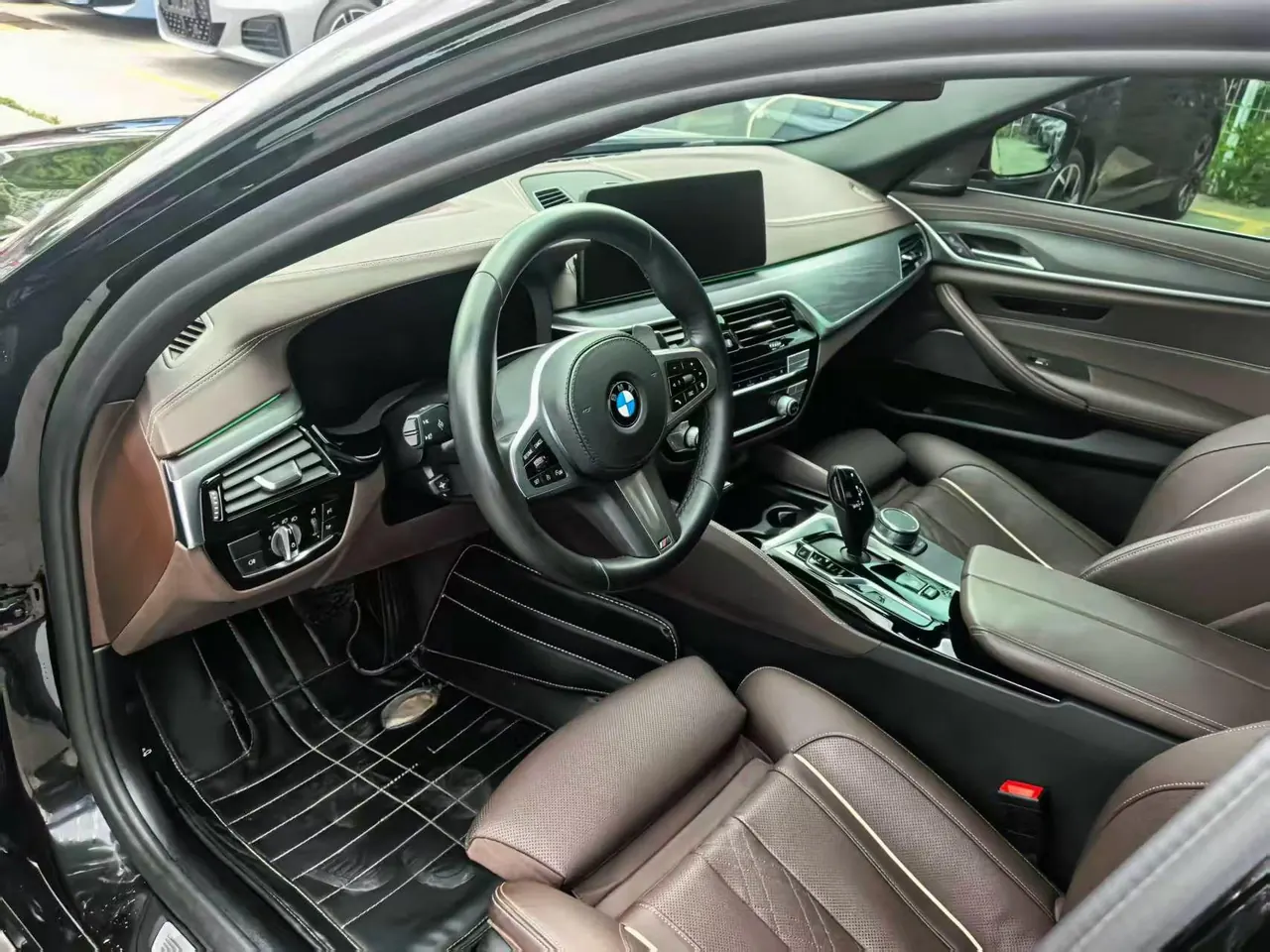 BMW 5 Series 2021 530Li 2.0T Exclusive M Sports Suit Automatic Gear 3