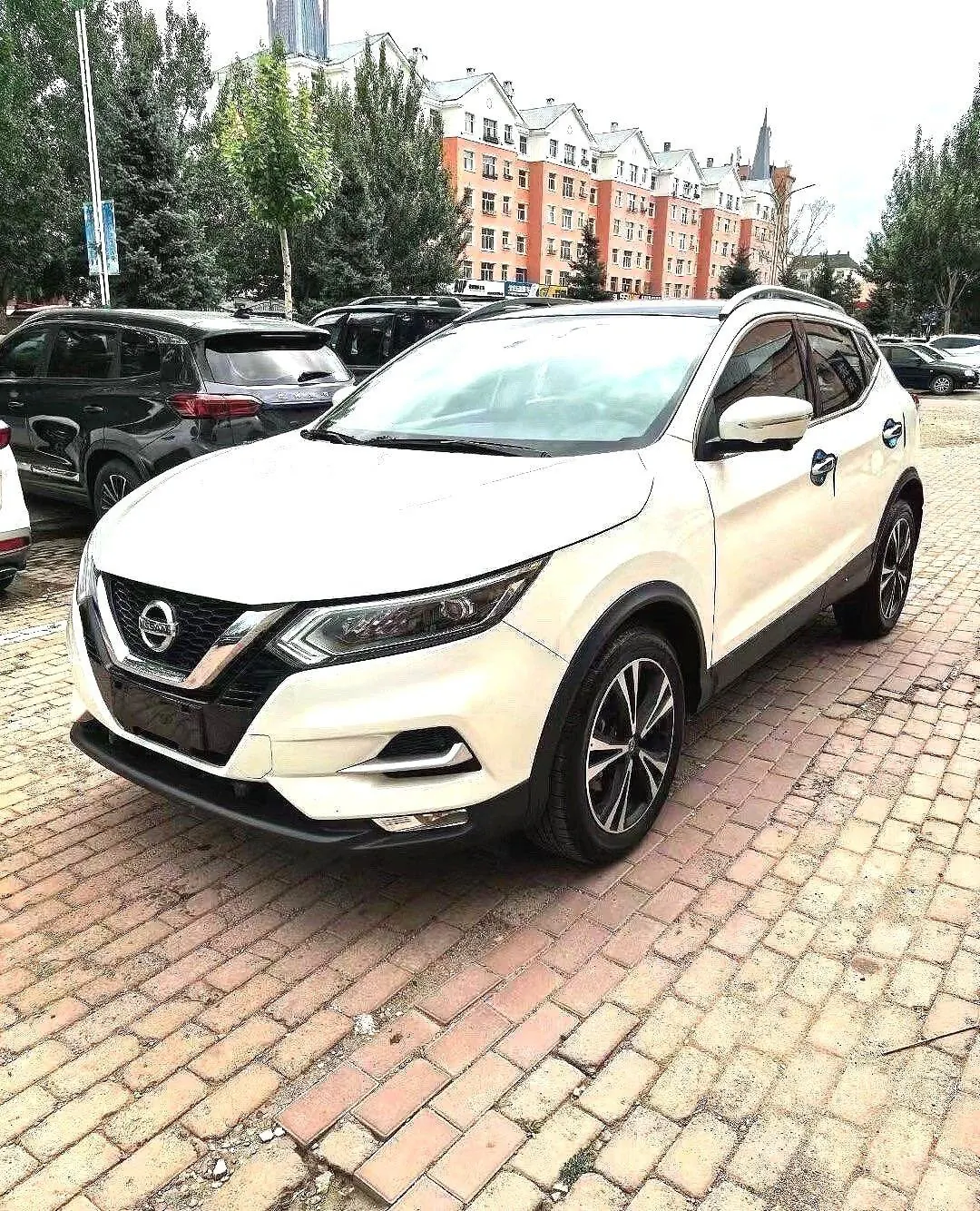Открыть галерею: Nissan 2022 Xiao Ke 2.0 Stepless XV Prem Deluxe Edition Automatic Gear