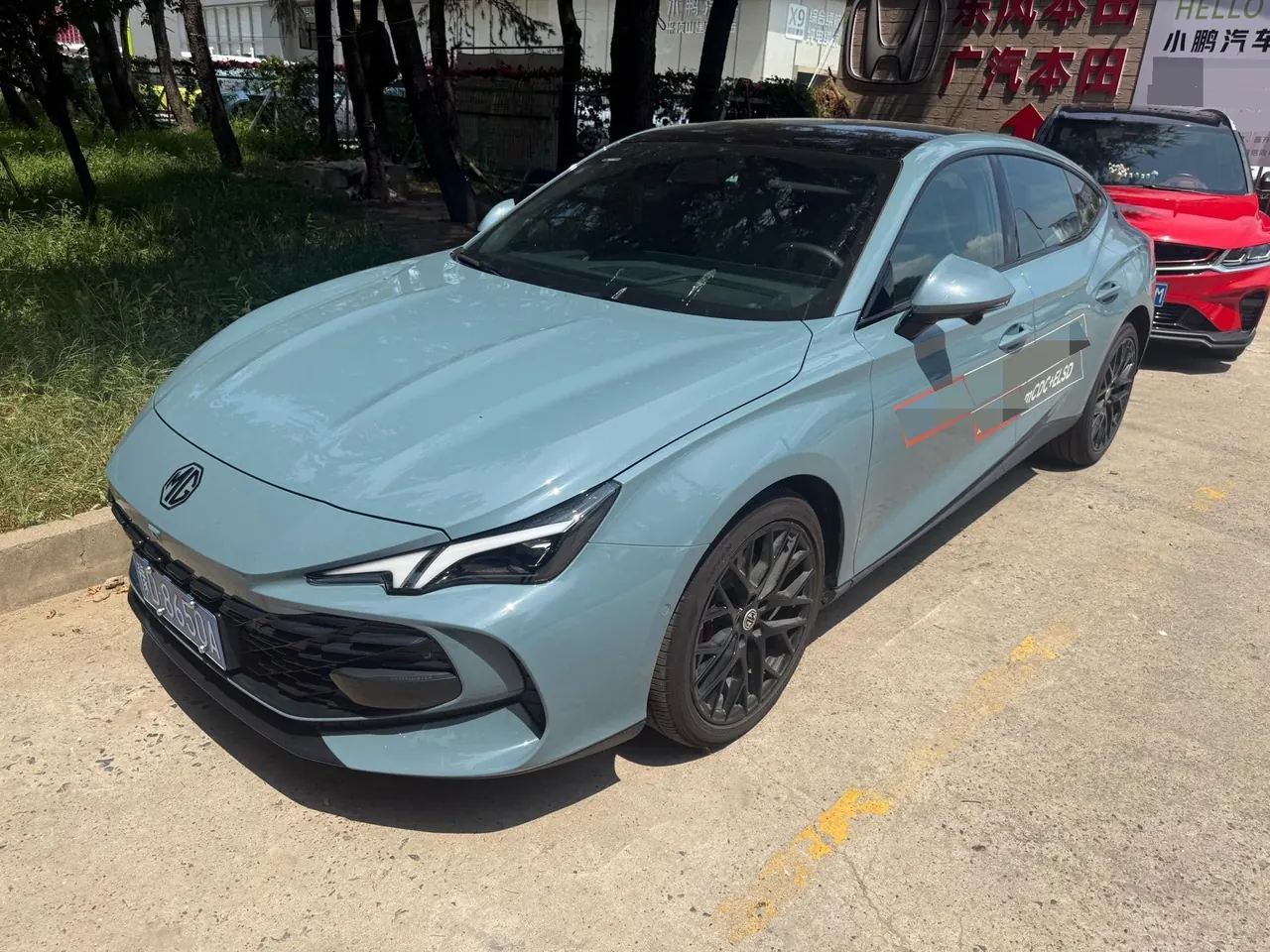 Открыть галерею: MG 2026 MG7 2.0T Trophy Super Smart Driving Edition Automatic Gear