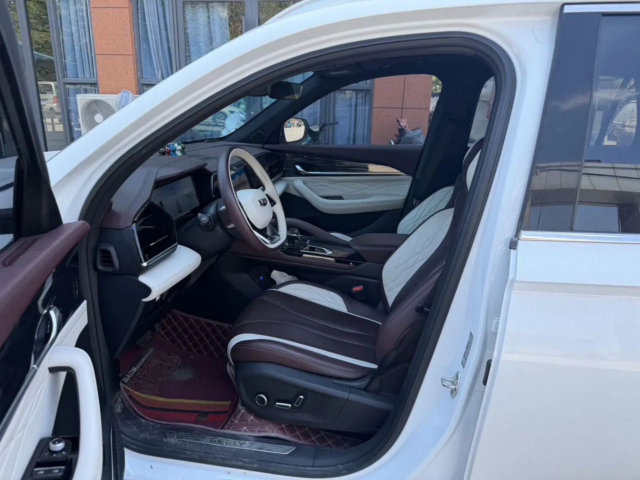 Geely 2021 XingyueL (Monjaro) 2.0TD EVO two-wheel drive distinguished automatic transmission 3