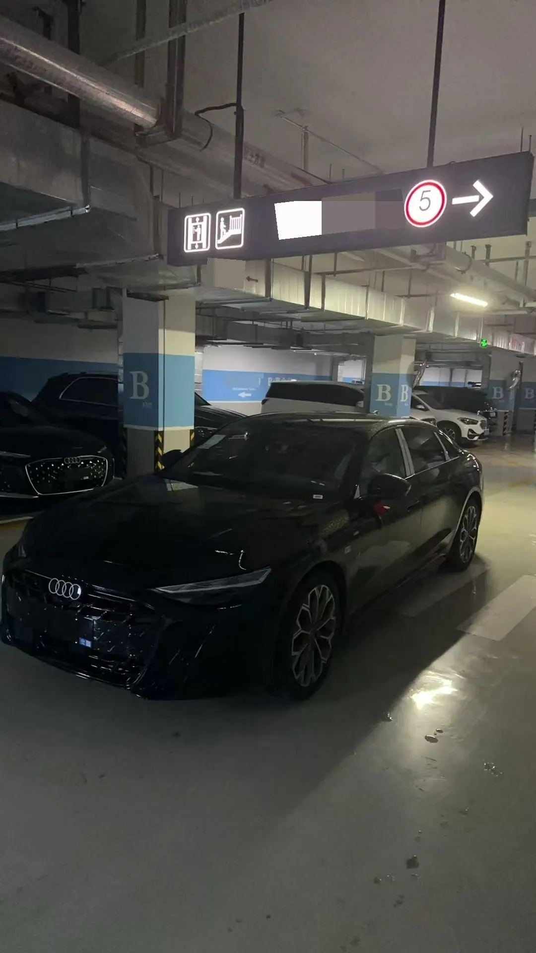 Audi 2026 A6L 2.0T Quattro Enjoy Elegant Automatic Gear - View 1