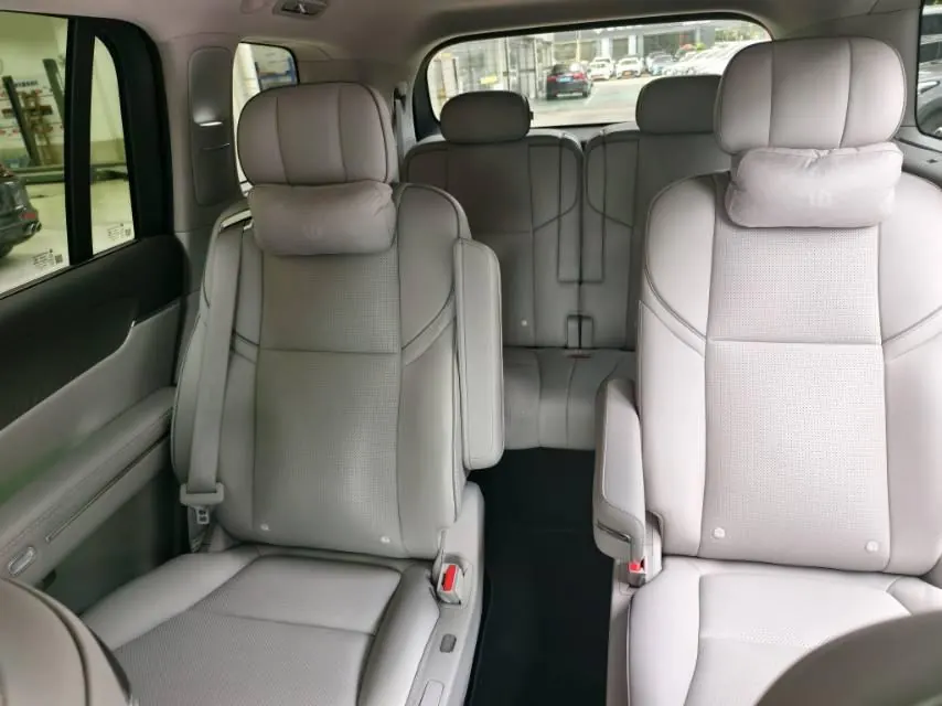 Leapmotor 2026 D 19 500 Zhizun Edition 6-seat Automatic Gear 3