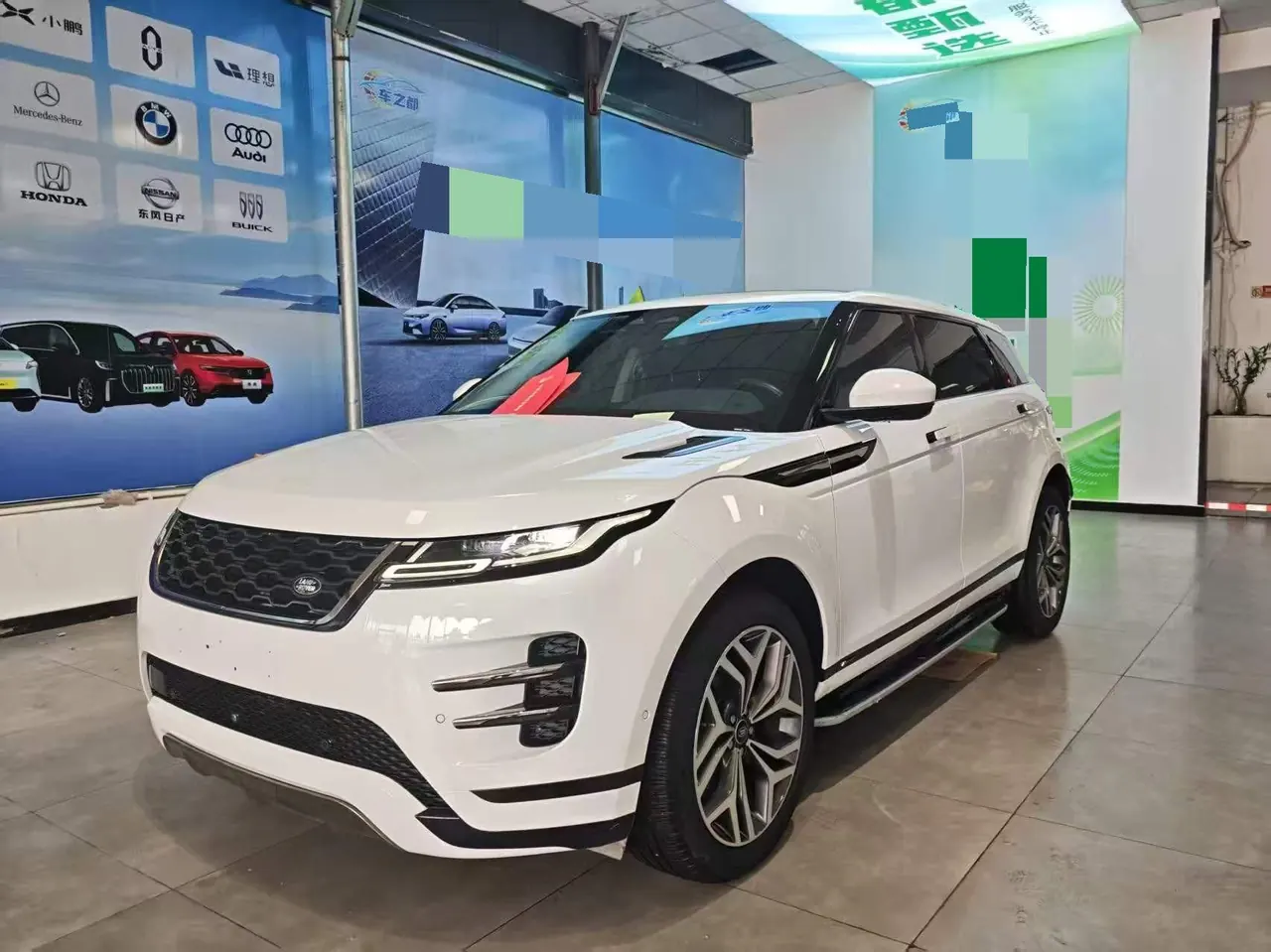 Open image lightbox: Land Rover 2021 Range Rover Aurora L 48V 2.0T 249PS R-Dynamic HSE Luxury Edition Automatic Gear