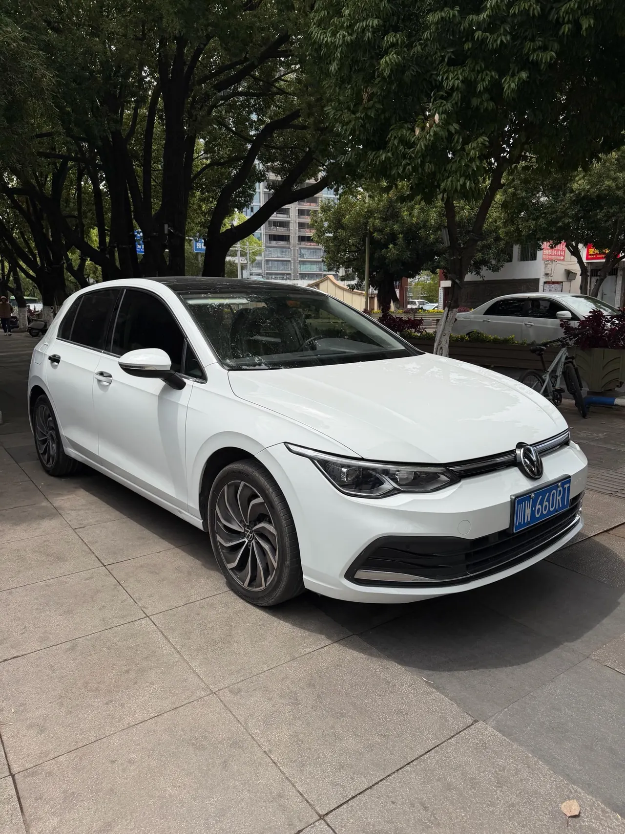 Volkswagen 2021 Golf 8 1.4TSI 280TSI 30th Anniversary Edition Automatic 2