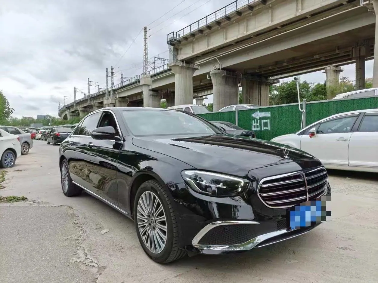 Mercedes Benz E Class 2022 E 300 L 2.0T Fashion (Change 2) Automatic Gear 2