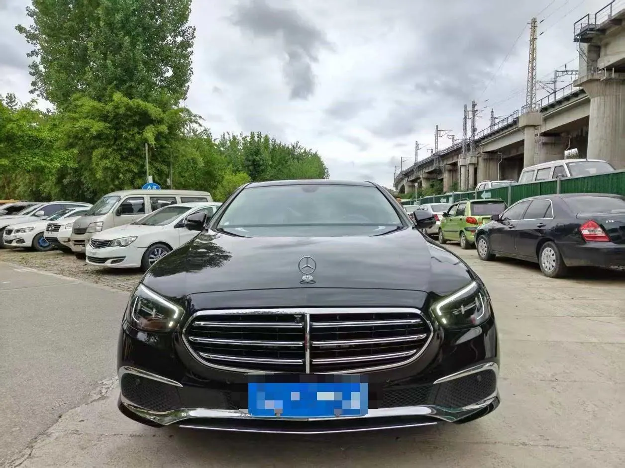 Mercedes Benz E Class 2022 E 300 L 2.0T Fashion (Change 2) Automatic Gear 3