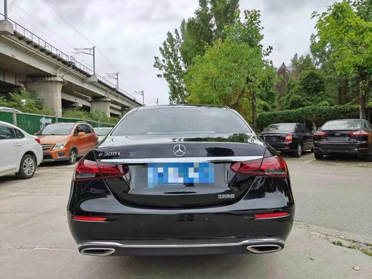 Mercedes Benz E Class 2022 E 300 L 2.0T Fashion (Change 2) Automatic Gear 8