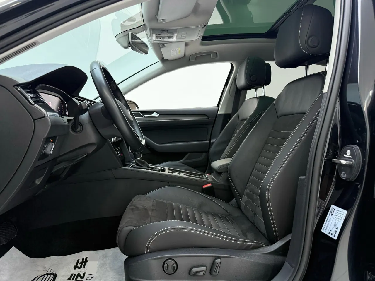 Volkswagen 2020 Magotan 2.0TSI 330TSI luxury automatic transmission 7