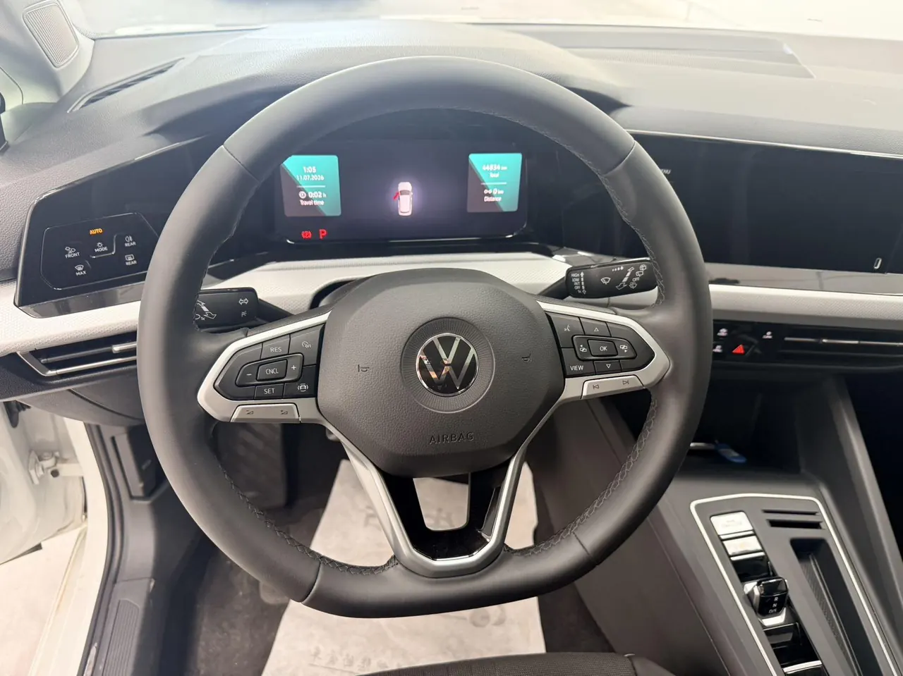 Volkswagen 2021 Golf 8 PRO 1.4TSI 280TSI Automatic 4