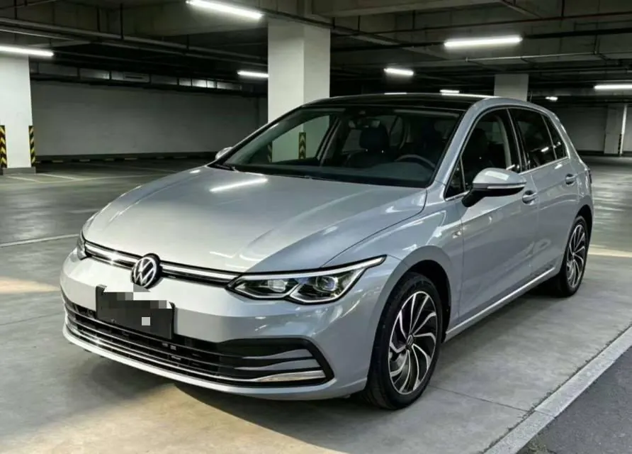 Открыть галерею: Volkswagen 2023 Golf 8 PRO 1.4TSI 280TSI (facelift) automatic transmission