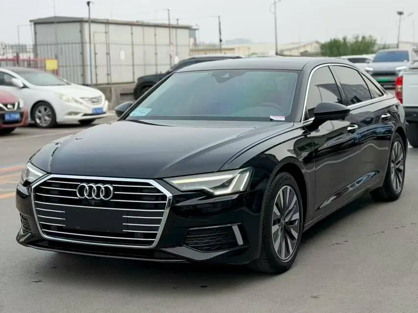 Audi 2020 A6L 2.0TFSI 45TFSI Zhenzhiya Automatic Gear - View 1