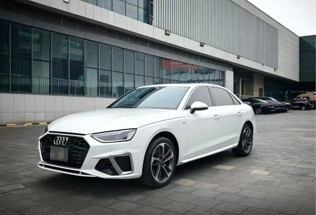 Audi 2025 A4L 2.0TFSI 40TFSI 2 million Yuexiang Edition Fashion Dynamic Automatic Gear - View 1