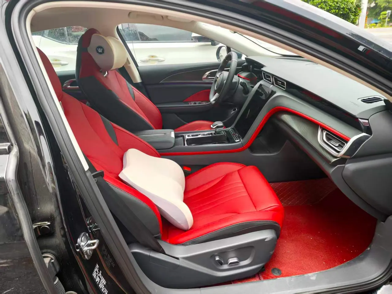 HongQi 2025 H6 2.0T Zhiyuan Edition Automatic Gear 5
