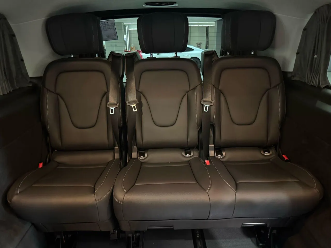 Mercedes Benz V 2021V 260 L 2.0T Deluxe Edition Automatic Gear 8