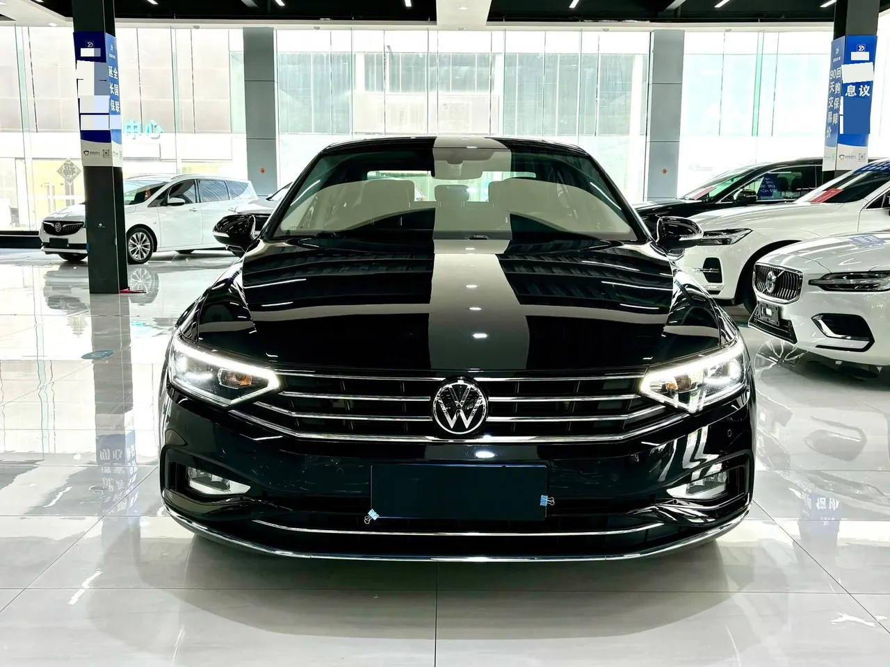 Volkswagen 2021 Magotan 2.0TSI 330TSI 30th Anniversary Edition Automatic Gear 2