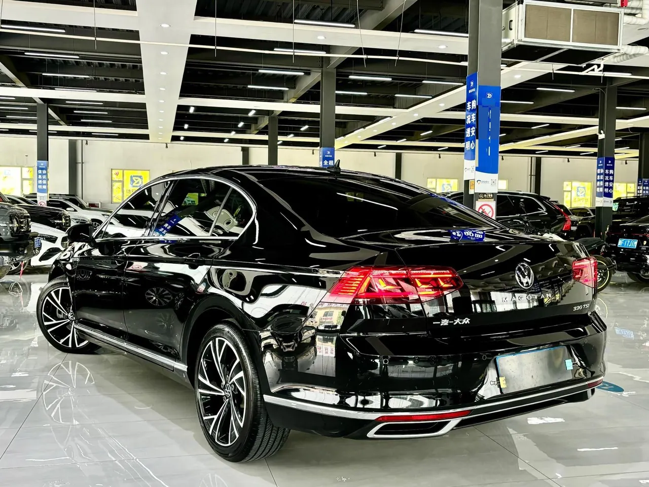 Volkswagen 2021 Magotan 2.0TSI 330TSI 30th Anniversary Edition Automatic Gear 7