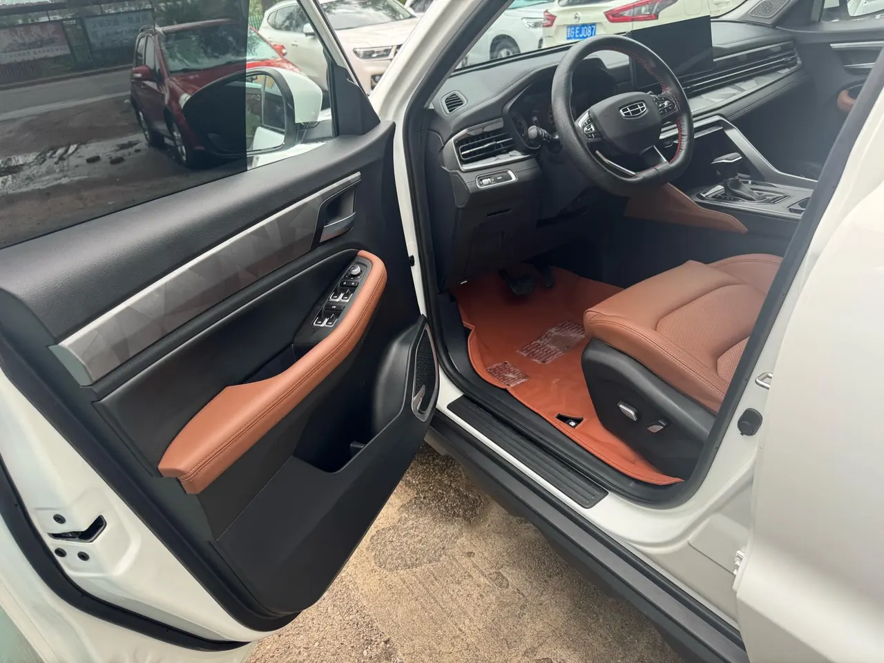 Geely Vision SUV(X6) 2021 Vision X6 Pro 1.4T Premium Automatic 7