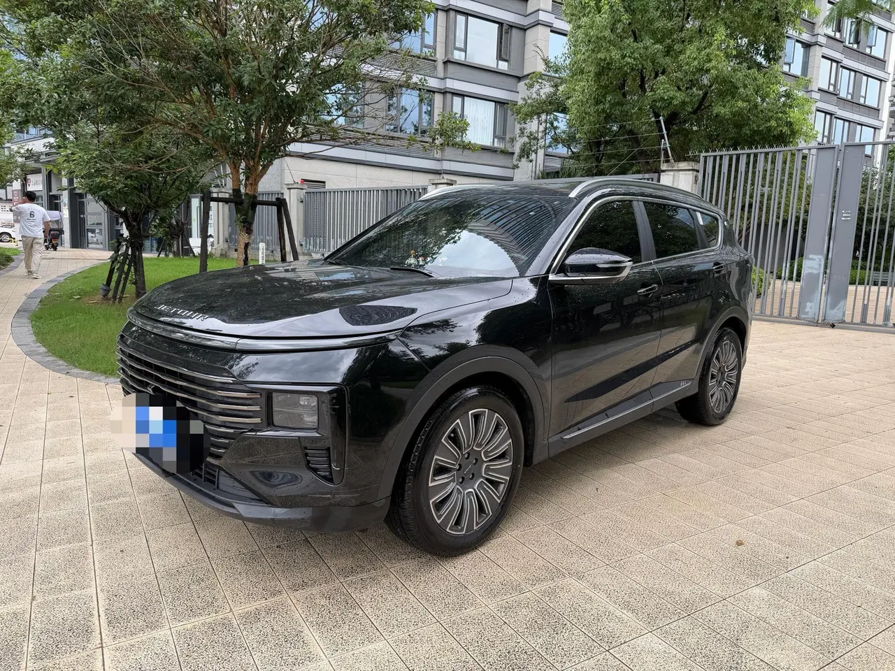Jetour 2025 X70 PLUS 1.5T Deluxe Surging Edition 5-seat Automatic Gear - View 1