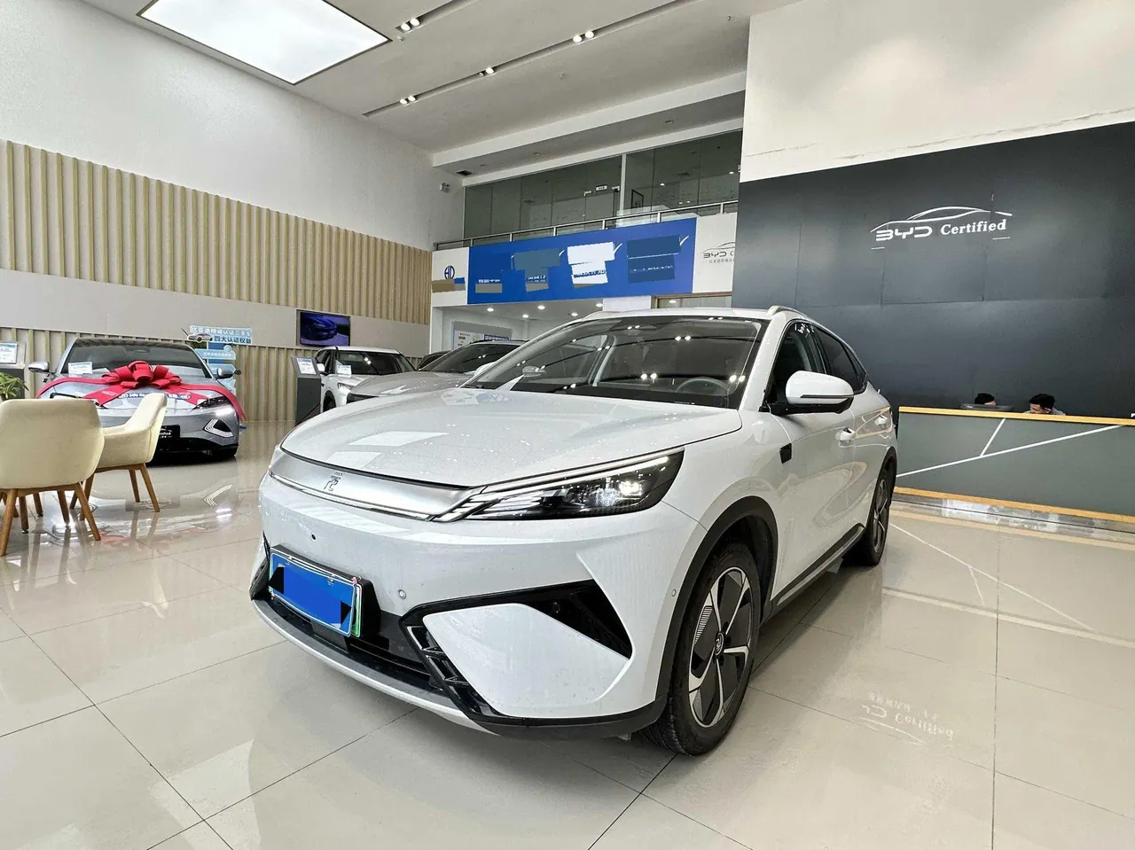 Открыть галерею: BYD Yuan PLUS 2025 Yuan PLUS Smart Driving Edition 510KM Exceed Automatic Gear