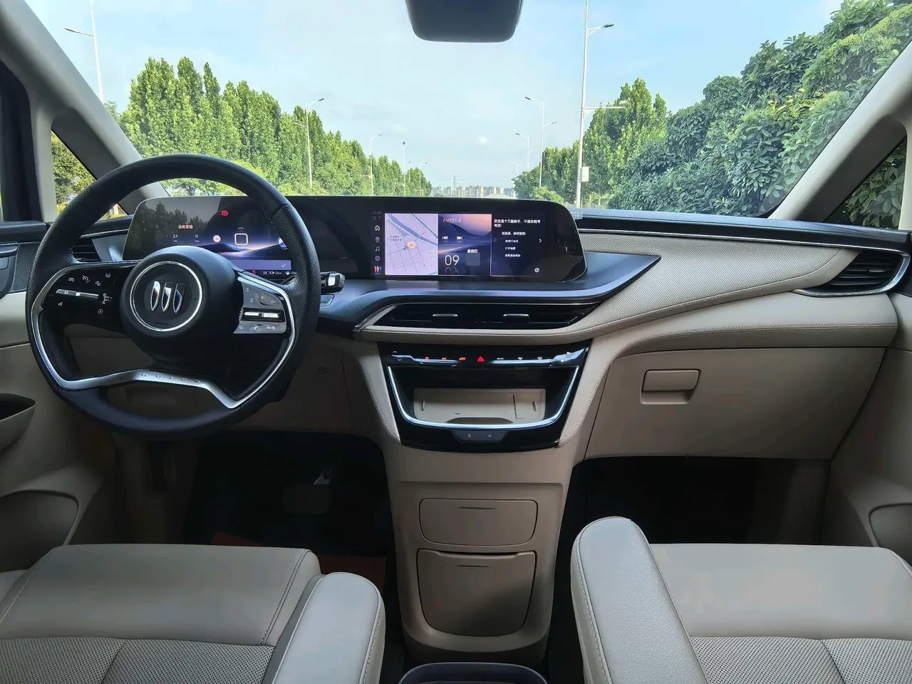 Buick 2025 GL8 Lu Shang 1.5T Premium Edition 7-seat Automatic Gear 9