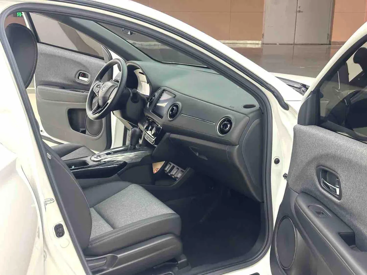 Honda 2021 XR-V 1.5 Stepless Comfort Edition Automatic Gear 6