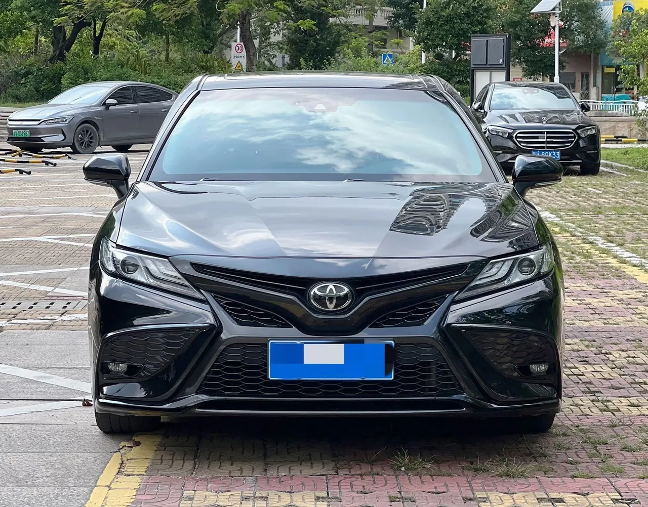 Toyota 2021 Camry 2.0S Stepless Front Edition Automatic Gear 2