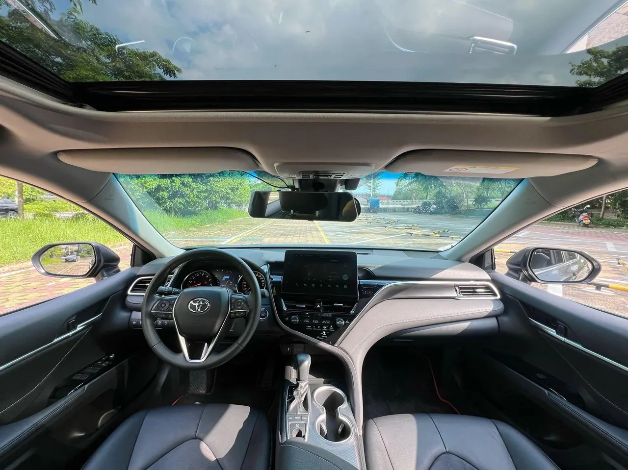 Toyota 2021 Camry 2.0S Stepless Front Edition Automatic Gear 5