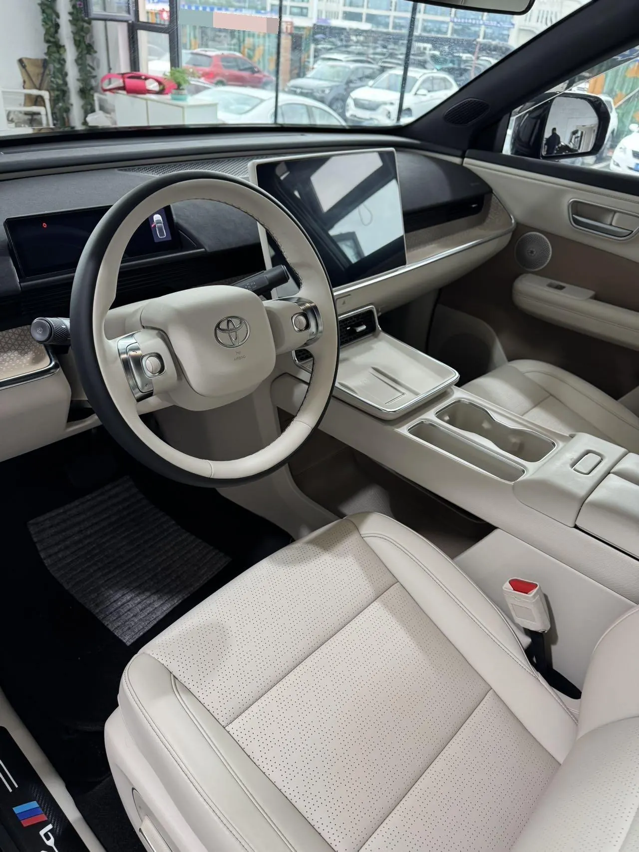 Toyota 2025 Platinum Intelligence 3X 520 Pro Automatic Gear 3