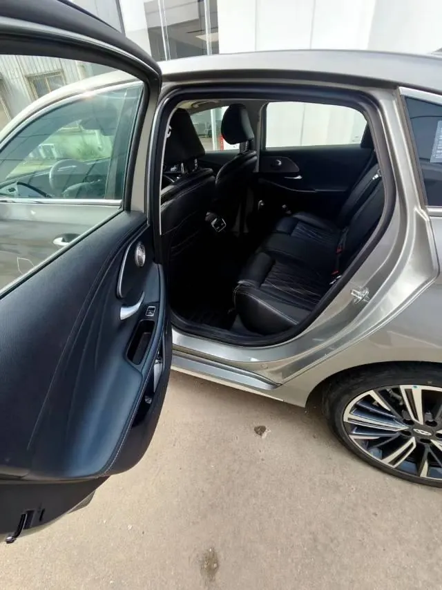 Chery 2025 Erez 8 1.6T Automatic Gear 7