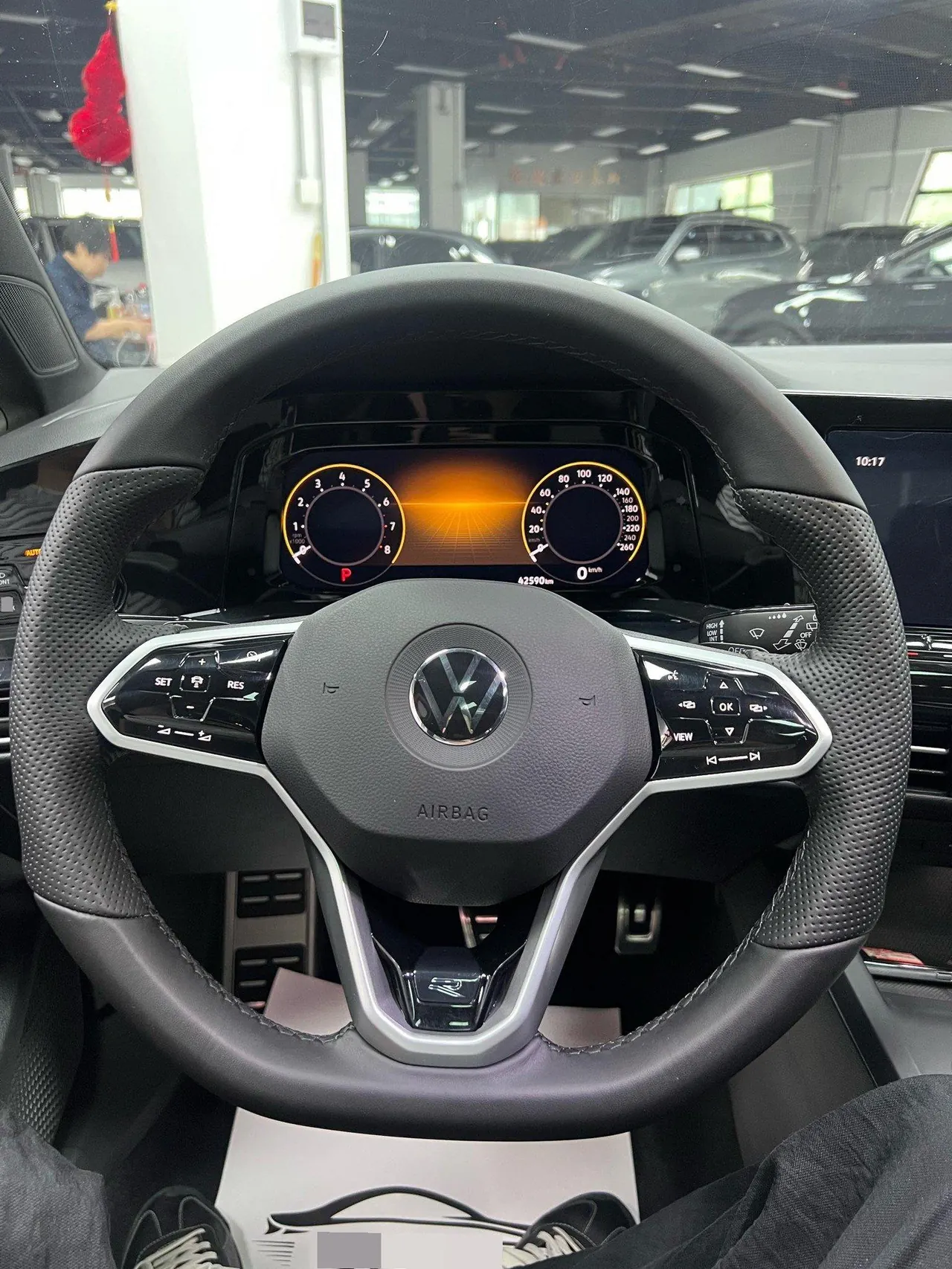 Volkswagen 2021 Golf 8 R-Line 1.4TSI 280TSI Automatic 9