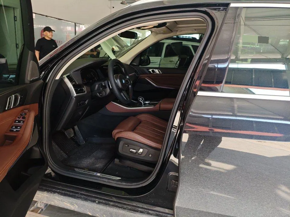 BMW X5 (Imported) 2021 X5 xDrive40i 3.0T M Sports Suit (Modified) Automatic Gear 4