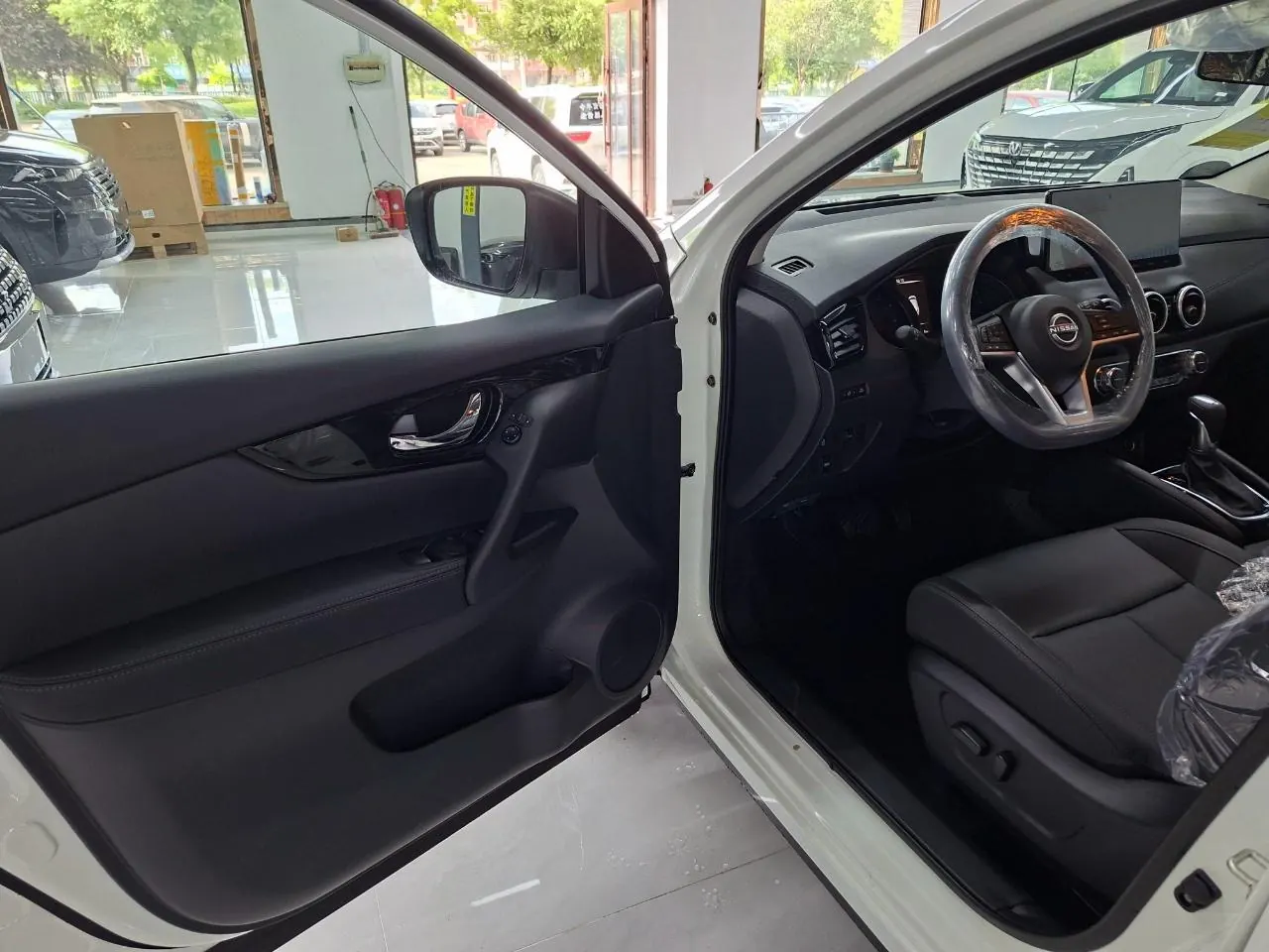 Nissan 2025 Xiao Ke Honor 2.0 Stepless Honor XV Leading Edition Automatic Gear 8